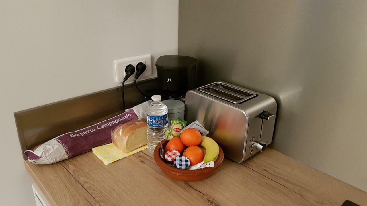 10 Rue Du Bourg Neuf Apartment
